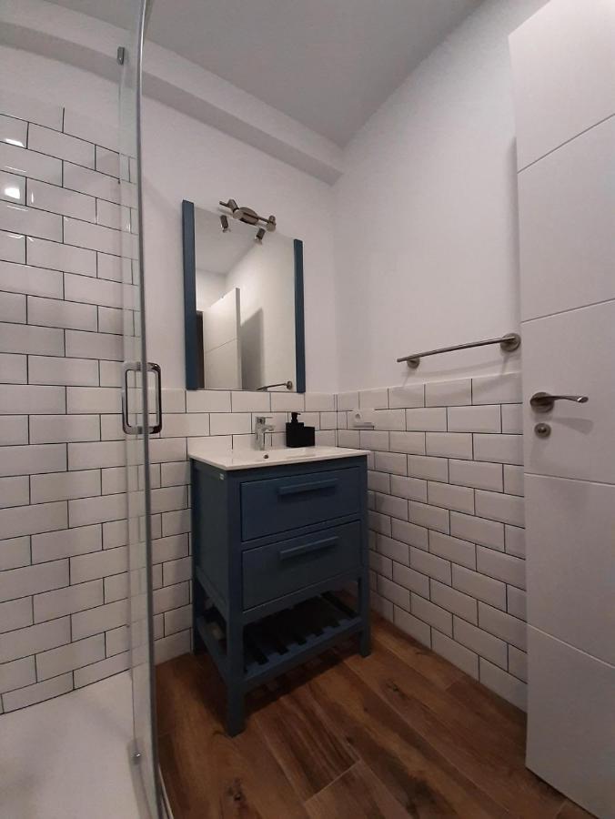 Apartamentos El Muelle Комильяс Экстерьер фото