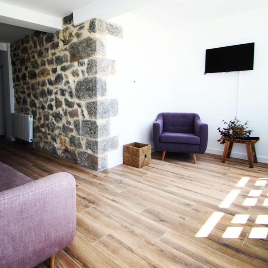 Apartamentos El Muelle Комильяс Экстерьер фото