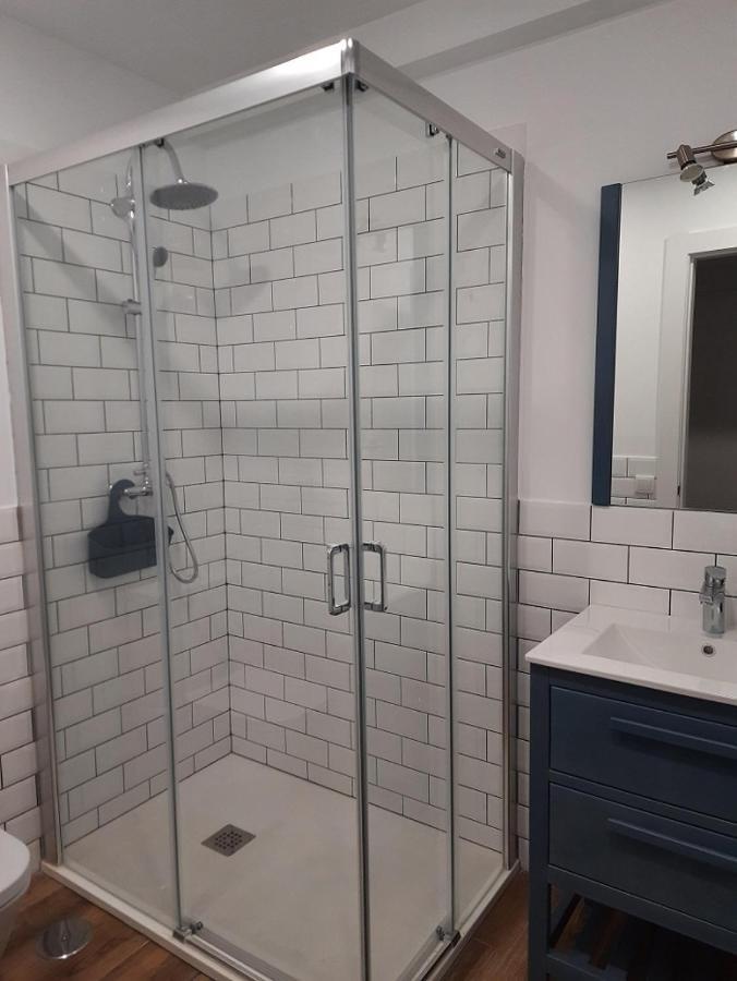 Apartamentos El Muelle Комильяс Экстерьер фото